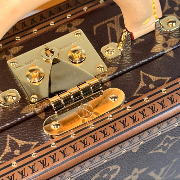 Louis Vuitton Monogram Petite Valise - Picture 4 of 13